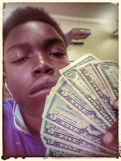 liMoneybag_Coc's tweet photo. #checkkk #nopressure #c💰c #fatbby http://t.co/6W5AtJKdRp