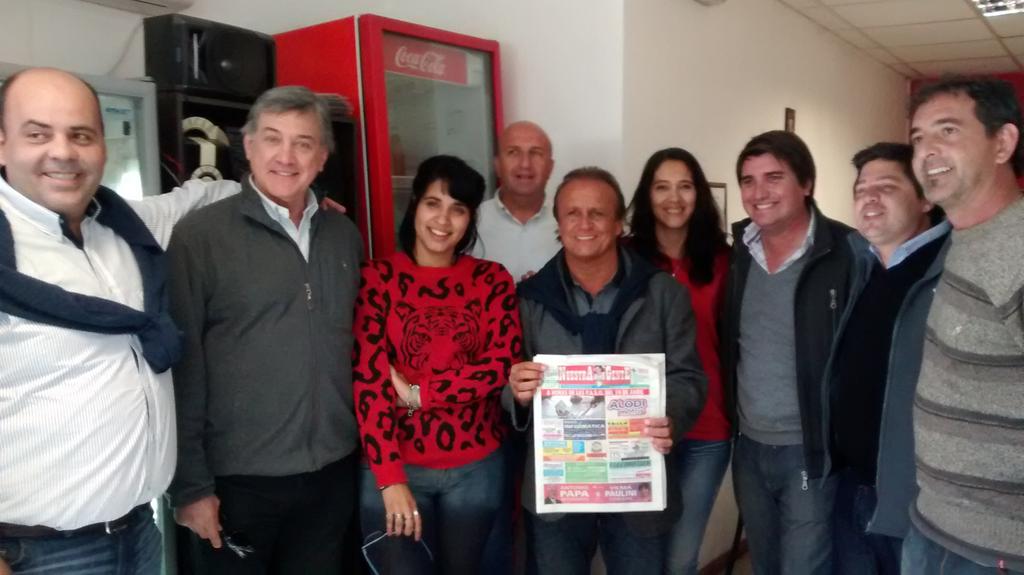 pro_bermudez's tweet photo. Multitudinaria convocatoria en la recorrida por la ciudad junto al futuro gobernador @MiguelDelSel y @jrboasso http://t.co/GnuUolqWFi