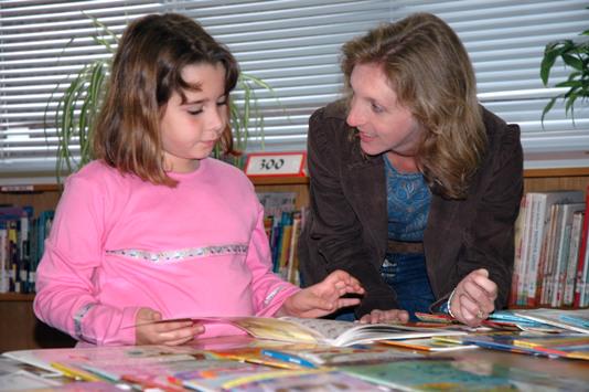 TequaGarden's tweet photo. Meet Mrs. Shania Richards, one of five finalists for District Teacher of the Year! Mrs. Richards teaches 1st grade. http://t.co/jod6ky1FJN
