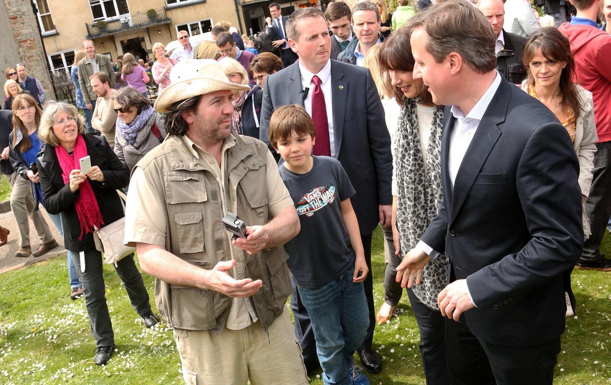 Edgar_Phillips_'s tweet photo. #BraddockHunt #CreamTeaParty #GE2015 http://t.co/5H2iJ3anlK