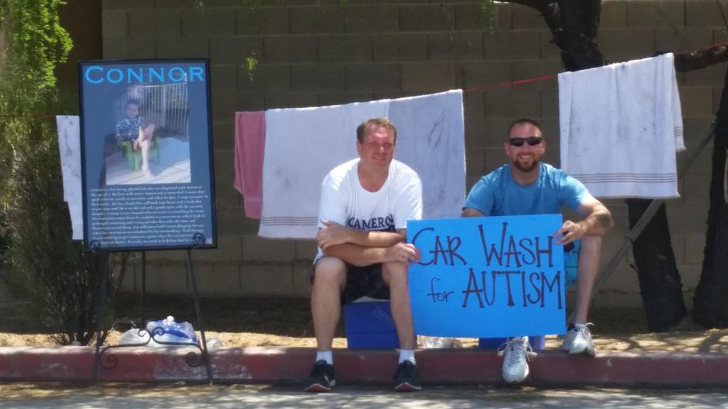 CACforAutism's tweet photo. Had a great car wash!  Thank you Arizona! http://t.co/q3Hu930XBv