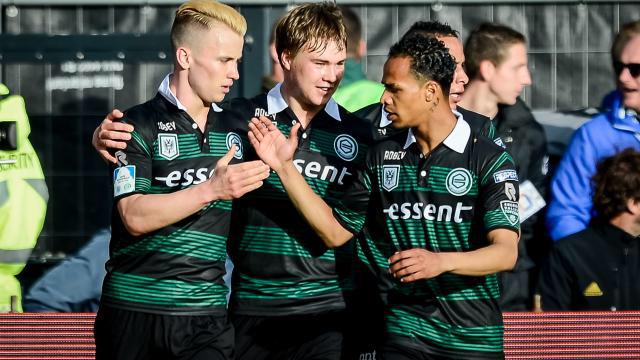 ActiefE1's tweet photo. Cool!! As vrijdag (17.30u) komt bekerwinnaar Jarchinio Antonia op onze training. Dat wordt vast oefenen op assists 😉. http://t.co/iGSrPawFxt