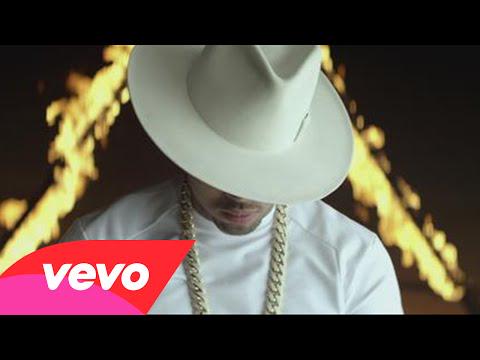 stagedman's tweet photo. Chris Brown - New Flame ft. Usher, Rick Ross http://t.co/31B4EP7yDu #socialmedia #onlinemarketing http://t.co/MRCmqypLGY