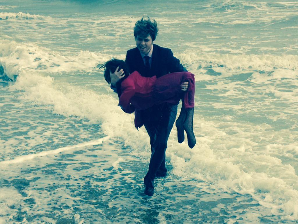 HaitchPlewis's tweet photo. Swell, swoon, #hero http://t.co/lkzf1zXbxB