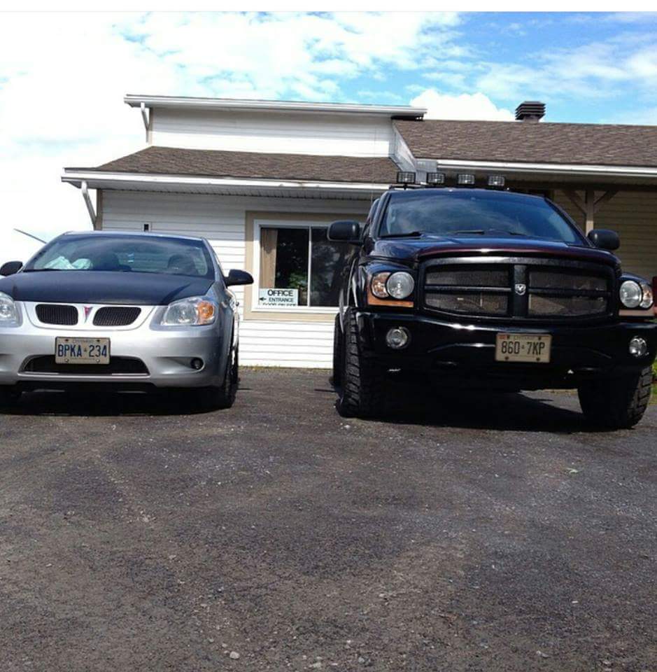 VanPEWN's tweet photo. Don dere dirty dango with done dere wana be gaup mobile #purpledango #613trucks #compensatingforsomething #spindlerod http://t.co/i4Tm1rIl3S