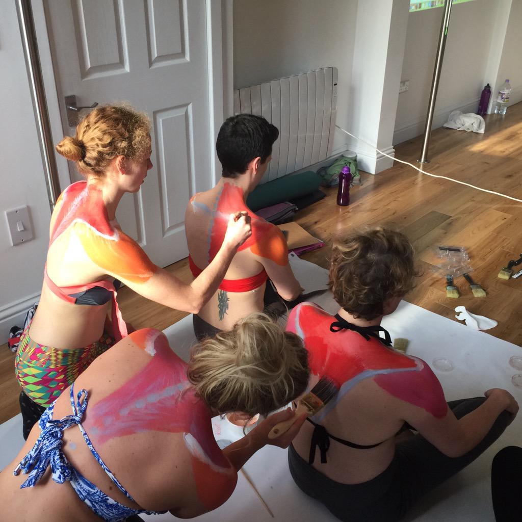 kirkness_karen's tweet image. #bodypainting in action! Thanks to @anatedu and G Finn for these #innovativeteachingmethods #anatomy