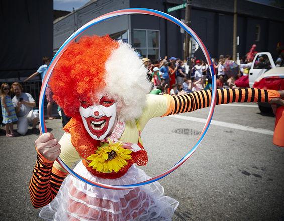 RFTimes's tweet image. Photographic proof that Cherokee Street was a blast this weekend. riverfronttimes.com/slideshow/cher…