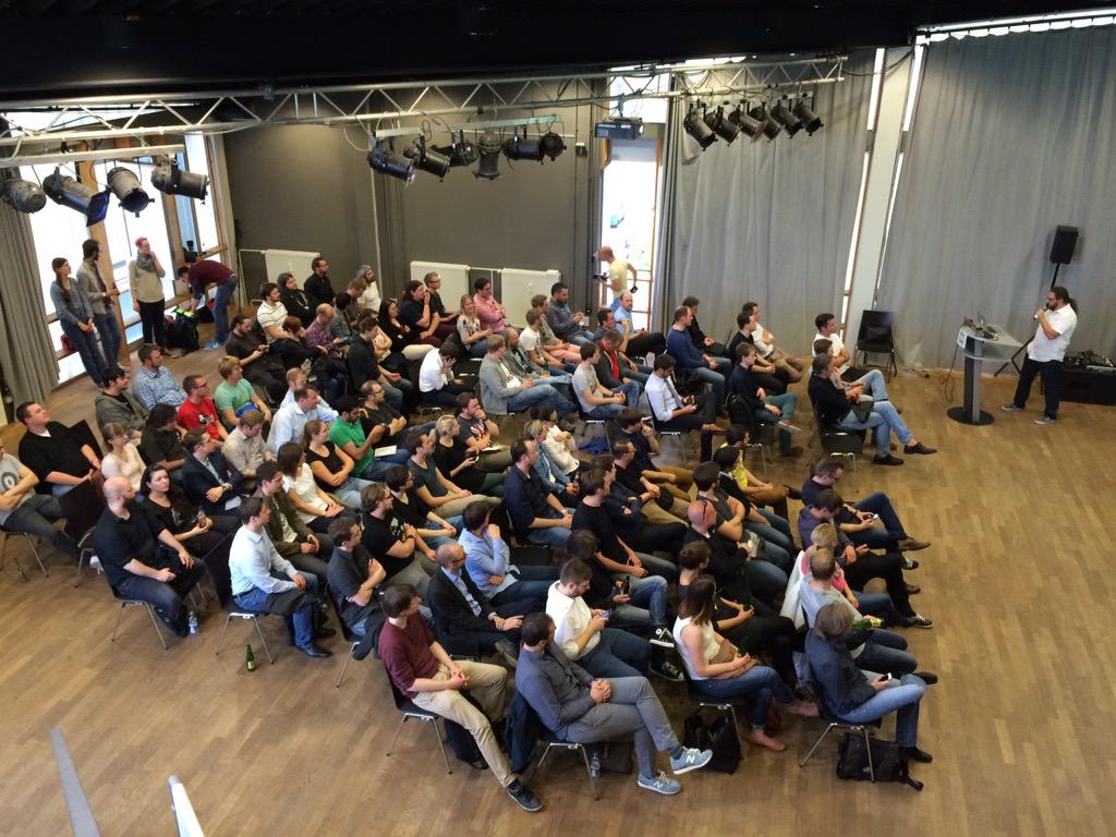 wmmrn's tweet photo. Volles Haus beim #wmmrn http://t.co/pVoR7VjTIG