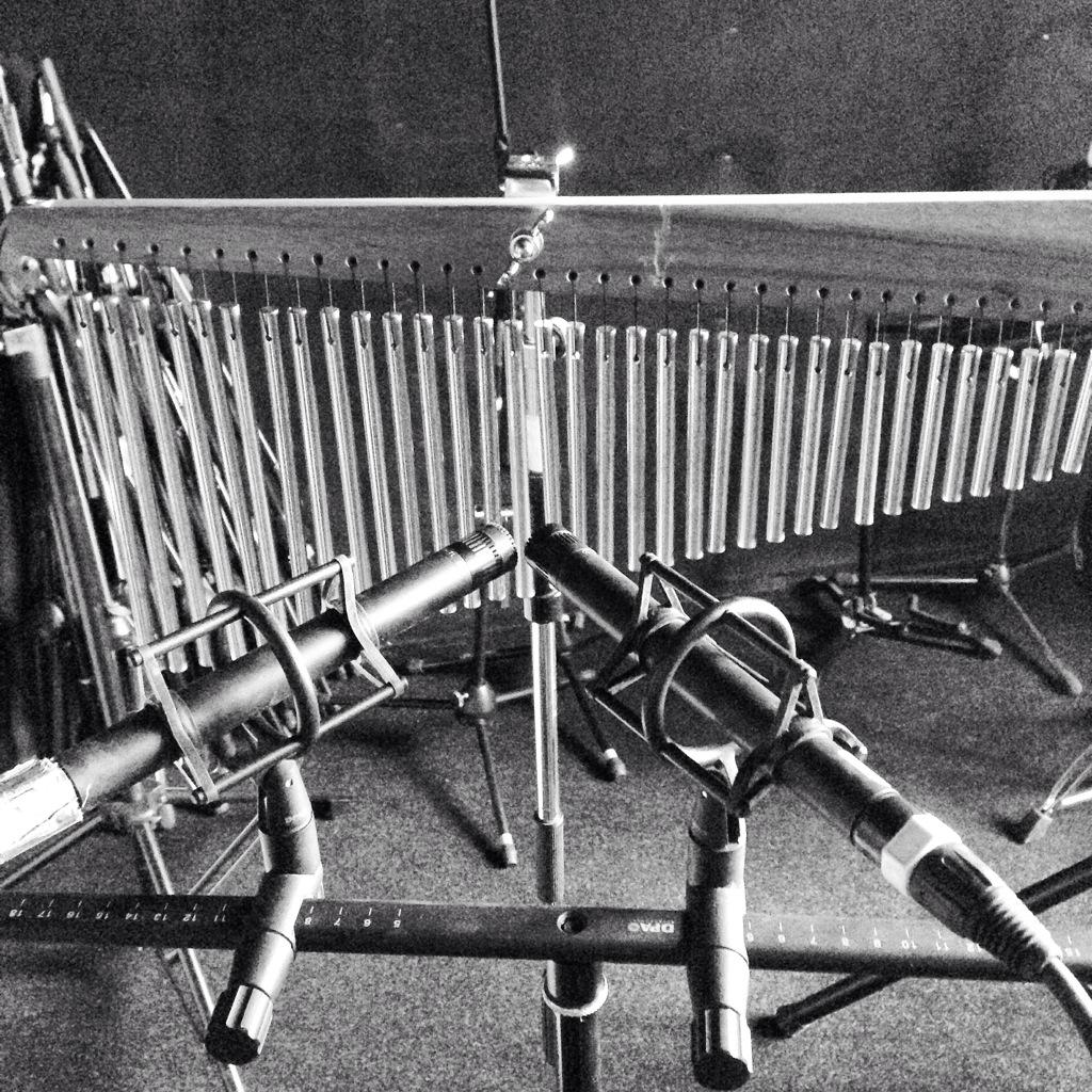 211studio tweet picture