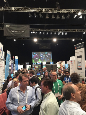 getvisor's tweet image. TY @ClearDigs 4 live posting 2 the visor.co feed of #TCDisrupt! C thm on stage: tcrn.ch/1ERgPTa