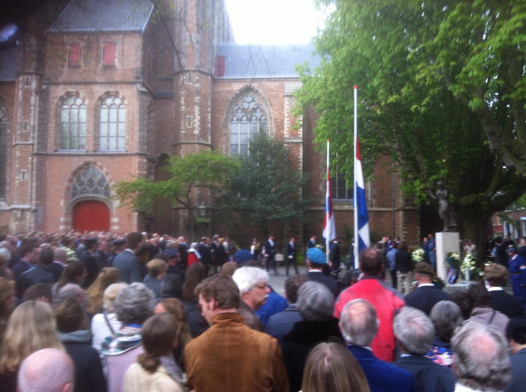 AudioWorks40's tweet image. Dodenherdenking Leiden. Eindelijk met geluisversterking. Beter laat dan nooit. André