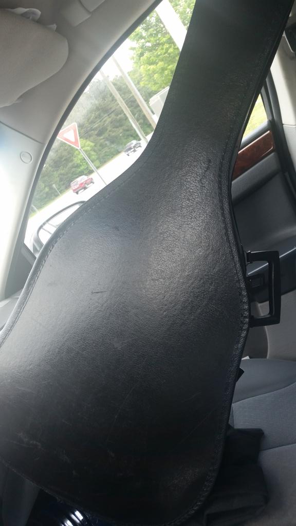 JrCommuters's tweet image. Unlikely passenger! Dropping off a #jrcommuter for guitar lessons after-school. #ATLkidcarservice