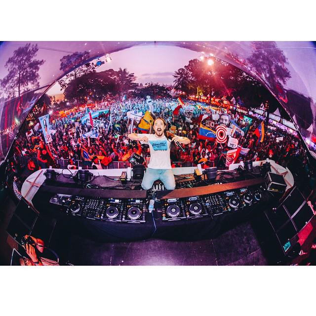 steveaoki's tweet image. This is the @dimmak stage at @TomorrowBra! I started with new #dimmak tunes played debuted unreleased trax
