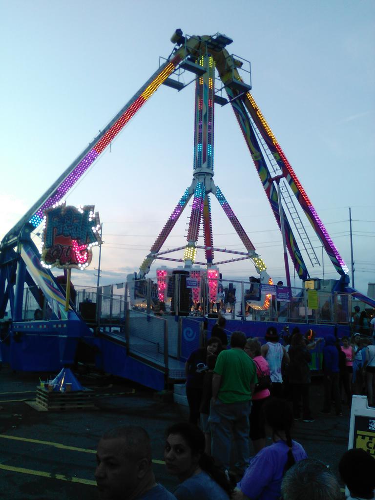 MorandiAustin's tweet image. Love the freak out