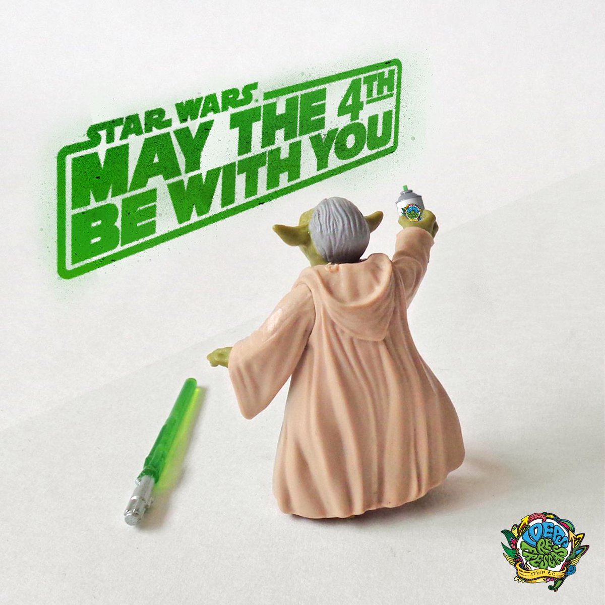 lemoncrea_ec's tweet photo. ¡Que la fuerza nos acompañe! #StarWarsDay #MayThe4thBeWithYou #JediMode http://t.co/R9OOgvqMfM