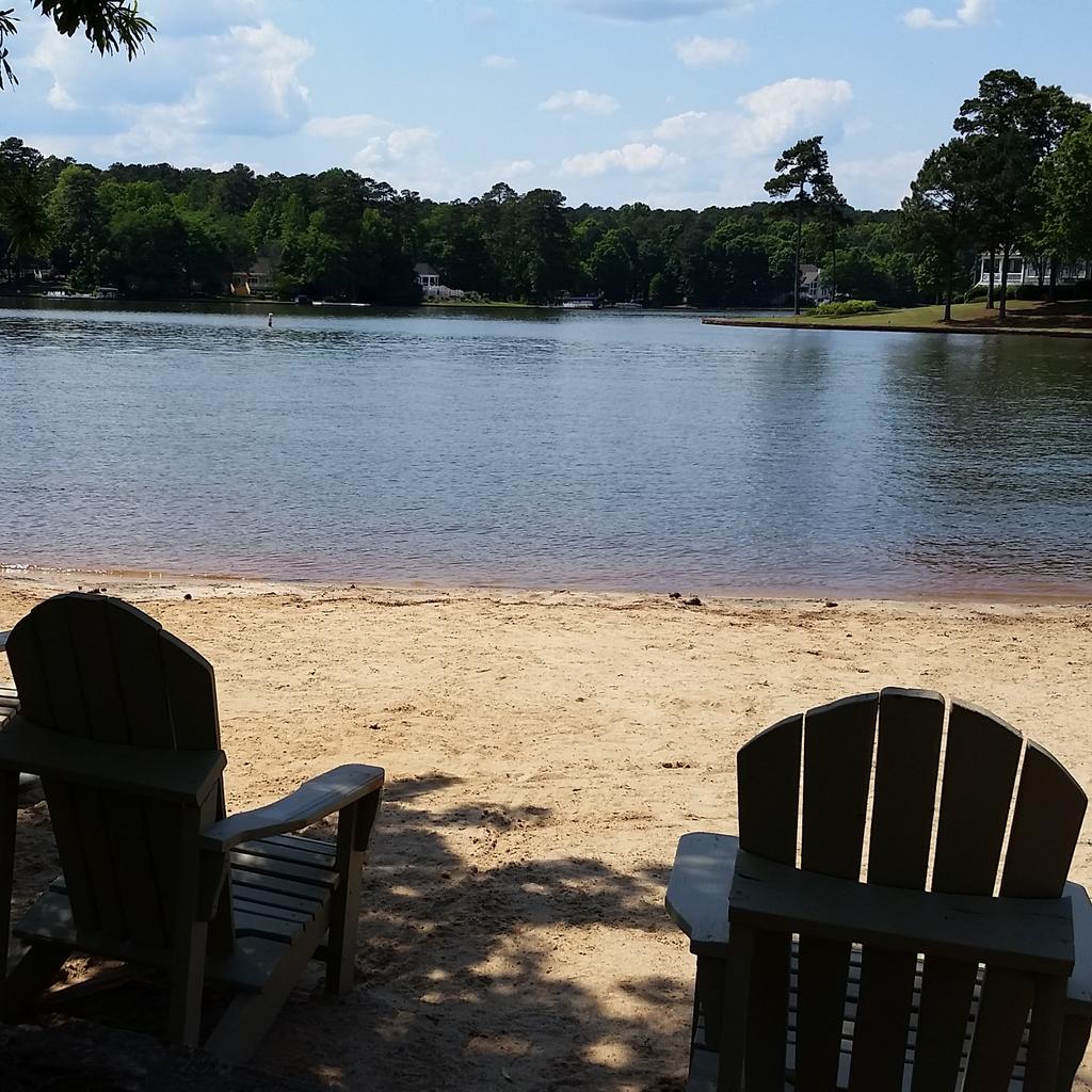 LakeOconeeTracy's tweet photo. You should be here
#lakeoconeetracy http://t.co/4nnd2R2J4O