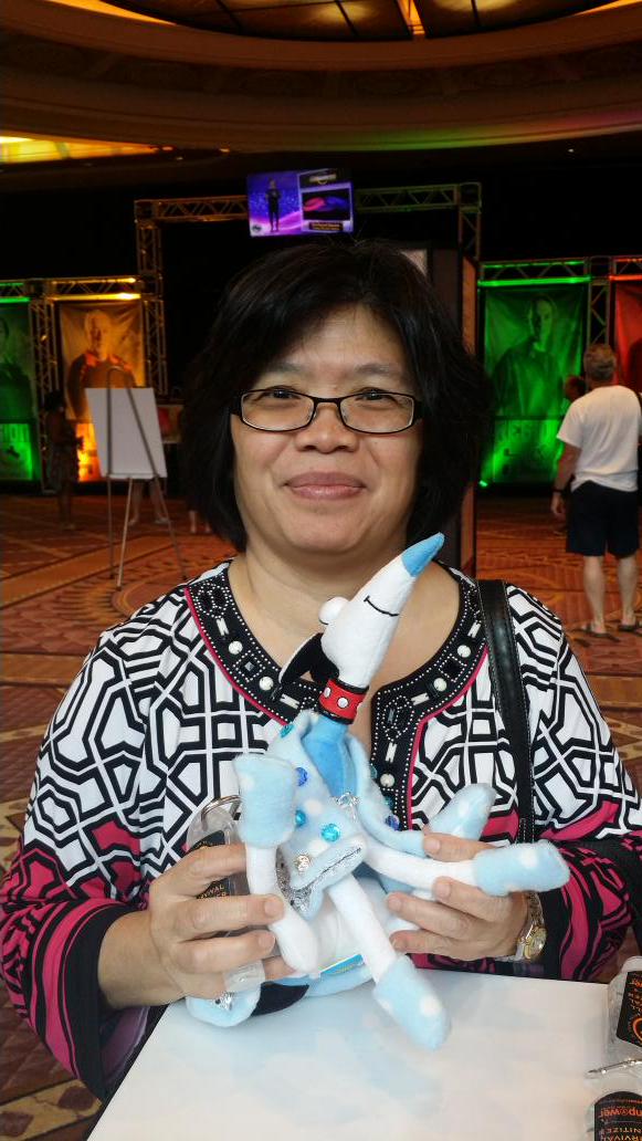 GreytGold's tweet photo. Pat won the 1st Global Cash Card travel award.  Sign up! #paycon #globalcashcard http://t.co/fiGfUXi48J