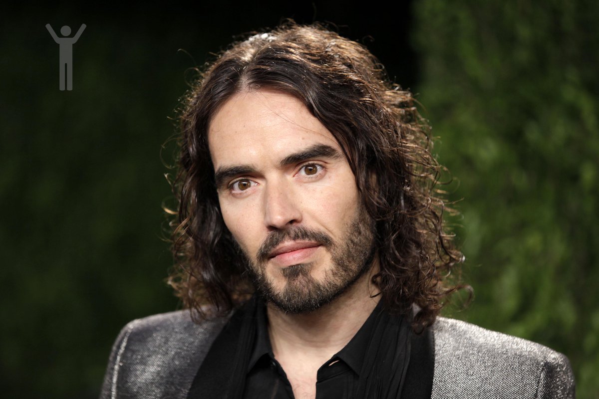 Congratulations to <a href="/rustyrockets/">Russell Brand</a> Russell Brand for your induction into the YOG Hall Of Fame theyogblog.com/celebrity-yogs…