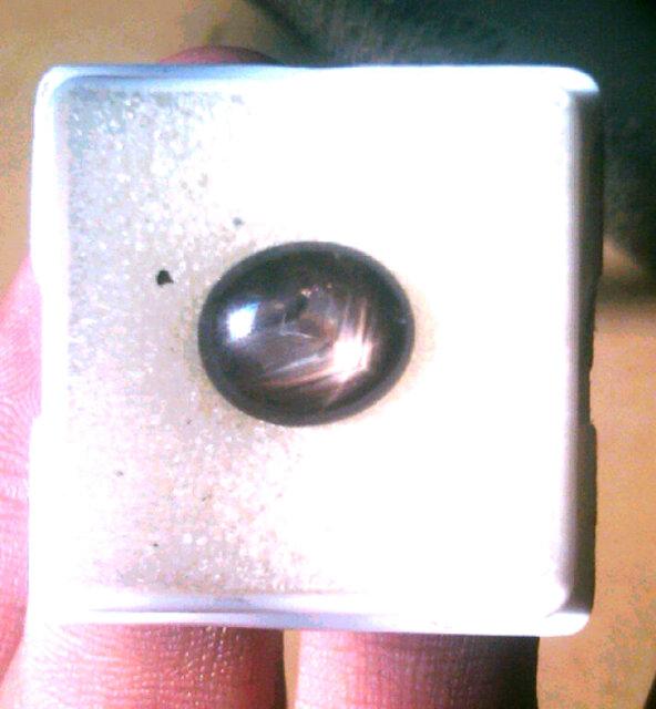 RezaDeRossi16's tweet photo. Black saphire 6 star. 5.02 crt . Over 5-7 mohs.. Ready for sale !! http://t.co/AKaz4GCEeQ