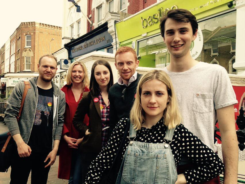 RiaB_22's tweet photo. Excellent bank holiday on #labourdoorstep for amazing @WillJMartindale & phone bank with @LDNYoungLabour #labour2win http://t.co/ur5aZ9SKxM