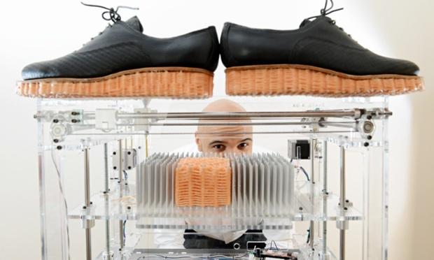 My3DPrinting's tweet photo. Designer Now Wants to Use His 3D Printing Loom to Create Bulletproof Vests, Buildings &amp; More - http://t.co/8BZYG1mZs8 http://t.co/MxF9TjbQb5