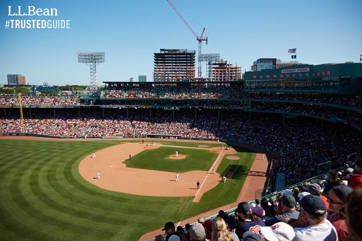 LLBean's tweet image. Best spot to catch a foul ball? Pick a lower level seat along  baselines – watch out for line drives! #TrustedGuide