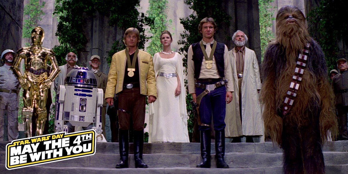 GMA's tweet photo. #SquadGoals 

#MayThe4thBeWithYou #StarWarsDay http://t.co/jKhB4T6XZ5