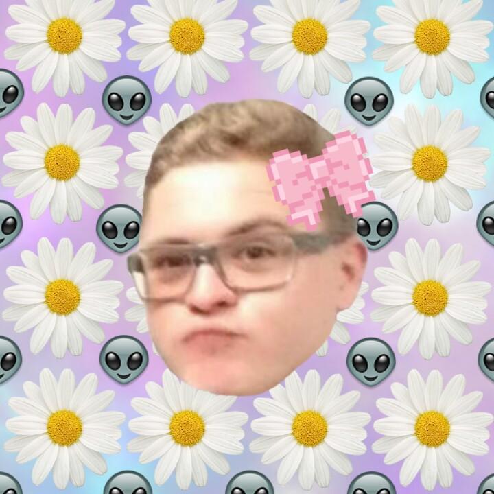 jurathiccstark's tweet image. Gustav, did you do some duckface since the tour? #asktokiohotel @tokiohotel 😂😂