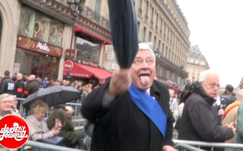 louislepron's tweet photo. Putain mais cette image quoi. LA FOLIE. http://t.co/ARlSApg3av