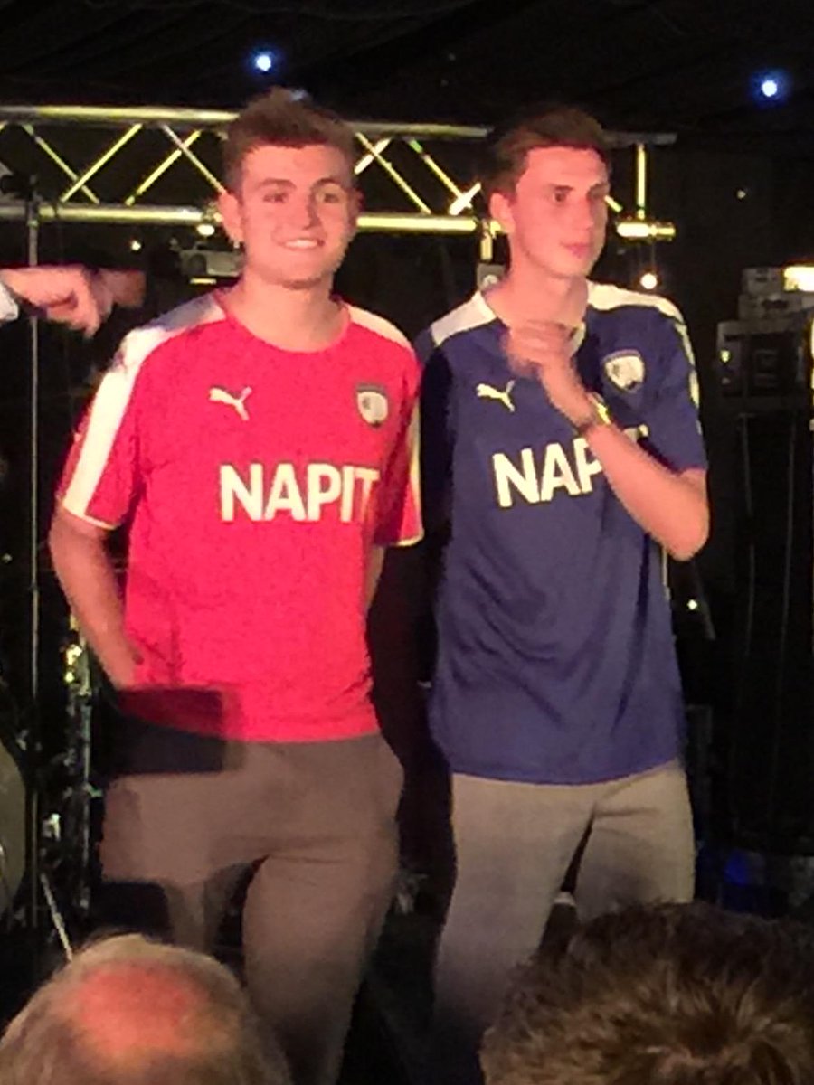 Clubtaxis's tweet photo. The new @ChesterfieldFC home and away kits for next season http://t.co/ExseMcRyxD