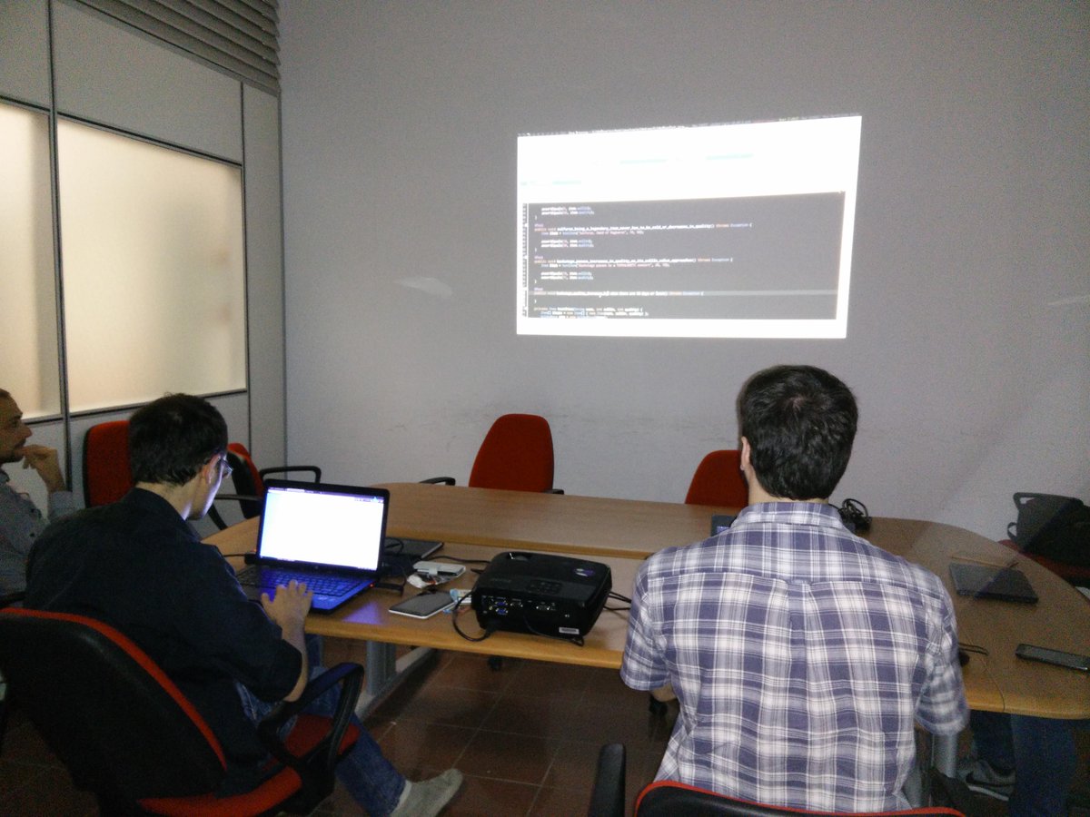 Seratone Kata "Refactoring" in Hacklab, brought to us by <a href="/joebew42/">Joe Bew</a>..
