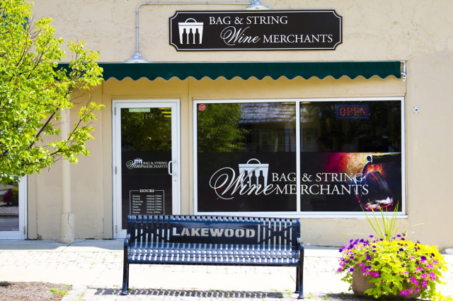 Bag_StringWine's tweet photo. It's been a wonderful four years, filled with great wine &amp; good friends. Cheers to you, #Lakewood! http://t.co/Vzmw3kMFLq