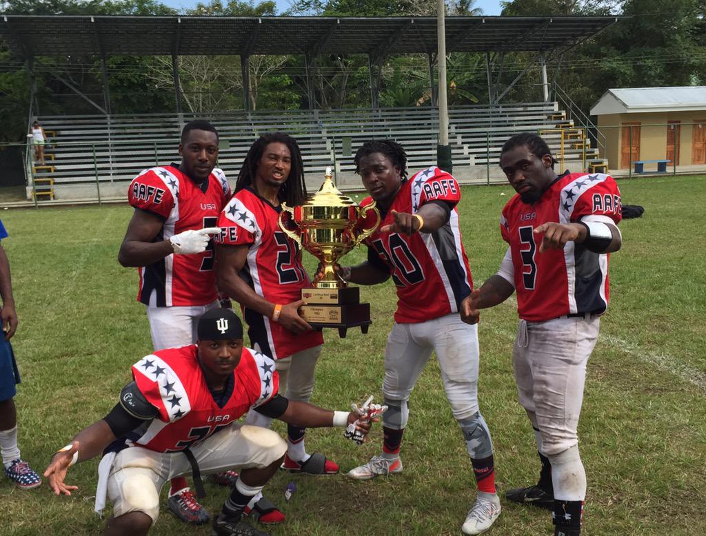 iKnowFootball's tweet image. Playing in Costa Rica with these guys made me geeked for my season. Bought to go get some training in! #CBIII