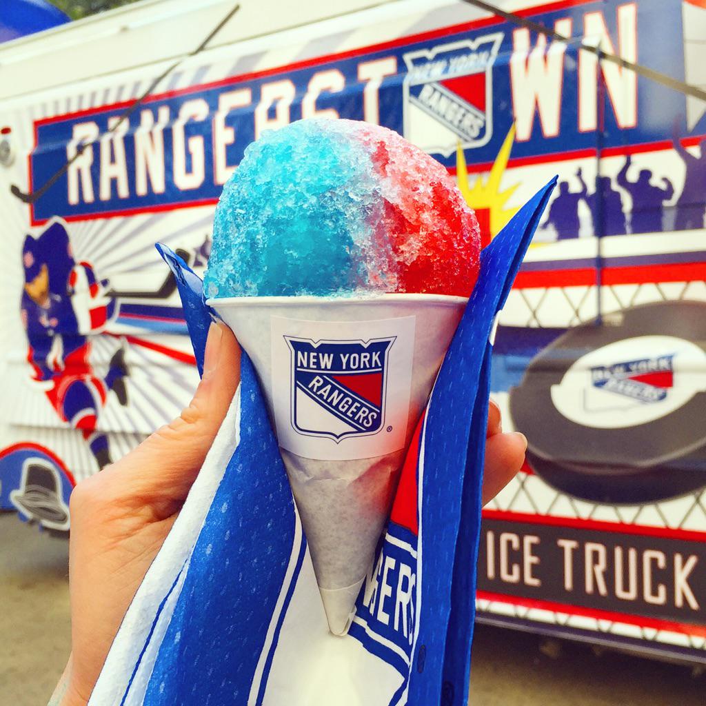 LaurenScala's tweet photo. Did you get your #RangerstownIce? Truck is back in Herald Square now for #NYR viewing partayyyy. Wish I was! #nocaps http://t.co/RvOTXFh1mK