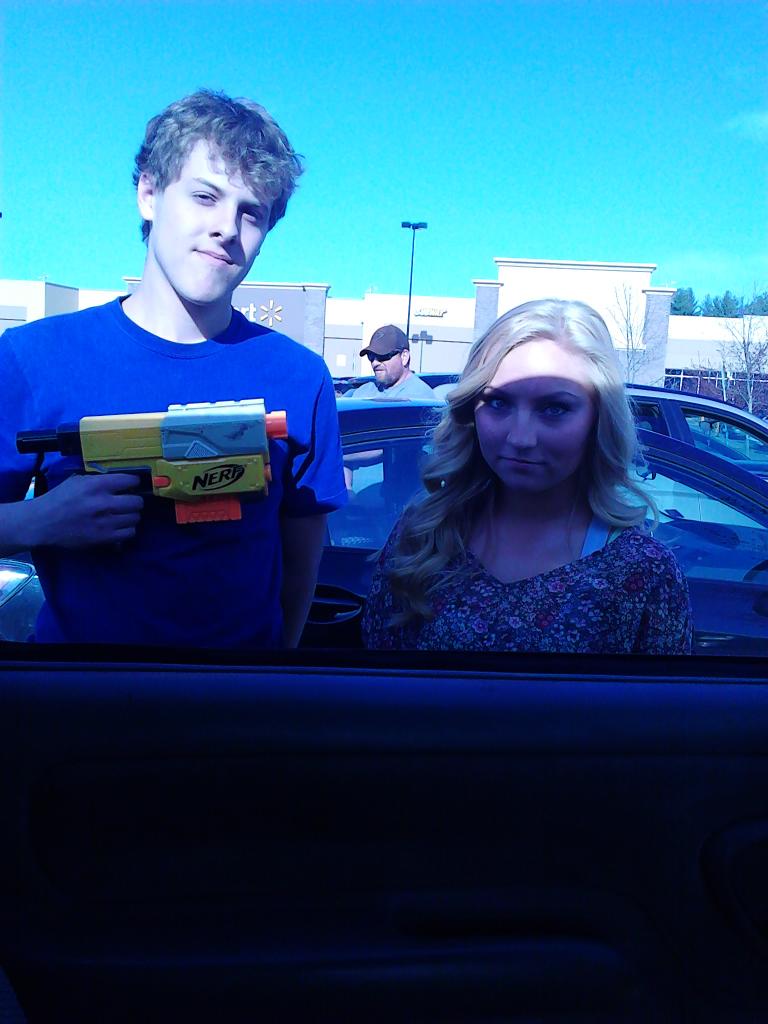 wingman0068's tweet photo. Another one by @ajwebbs getting @leahmadsen4 http://t.co/mwdDuCP6nn