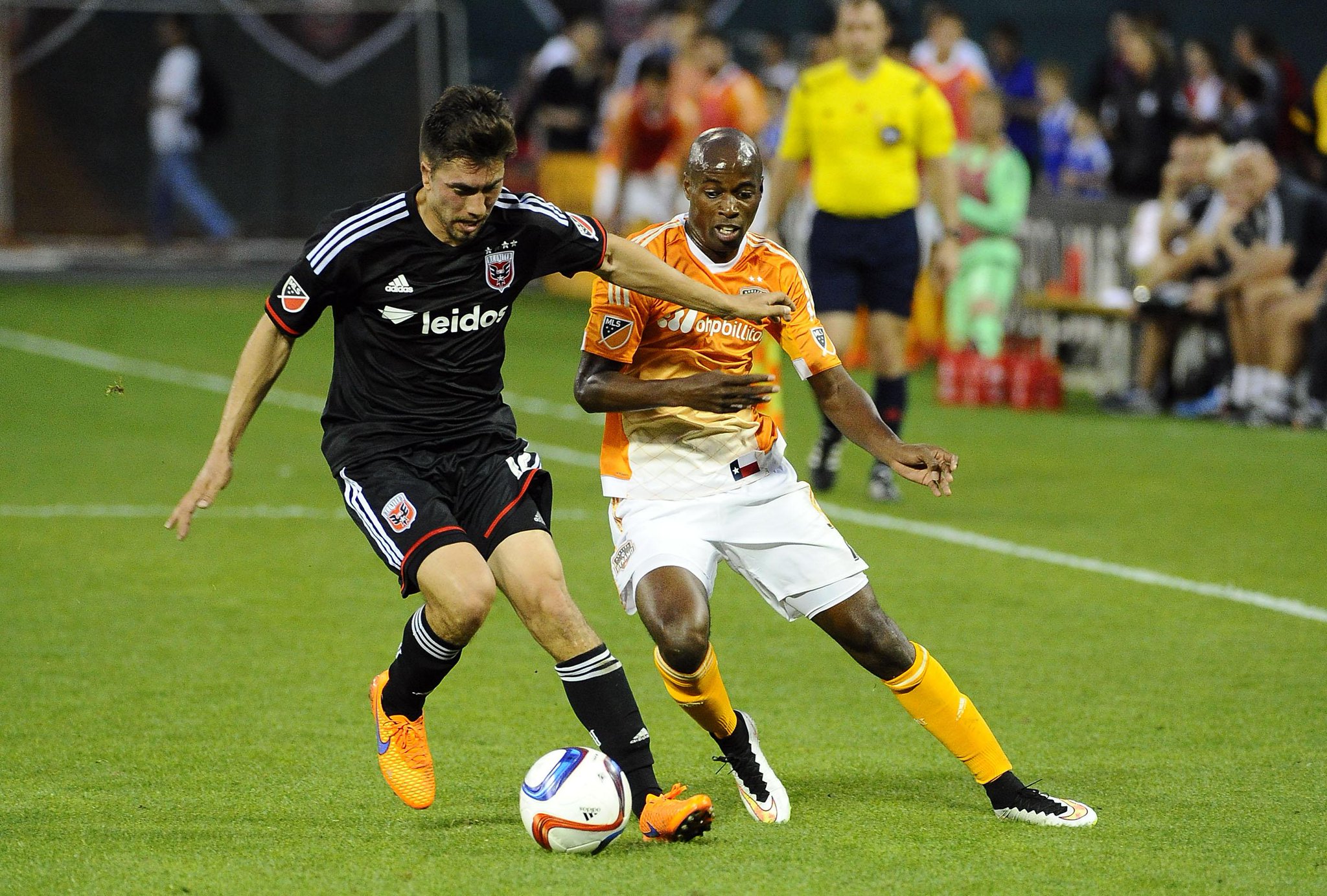 Whoops! Houston Dynamo wish DaMarcus Beasley a happy birthday... 20 days too early.  