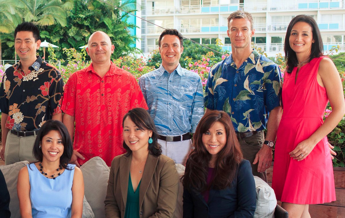 Got the capacity &amp; passion to be a leader for Hawaii's future? Apply to be an Omidyar Fellow: omidyarfellows.org/apply