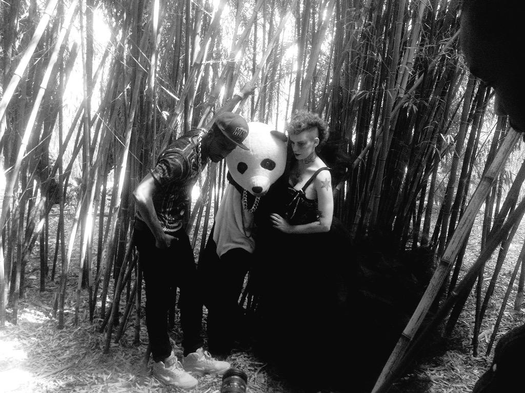 JaymisonBeverly's tweet image. YALL RDY FLY PANDA ?!?! HUH ? @FlyPandaFly @thewinterrae @wattsStix