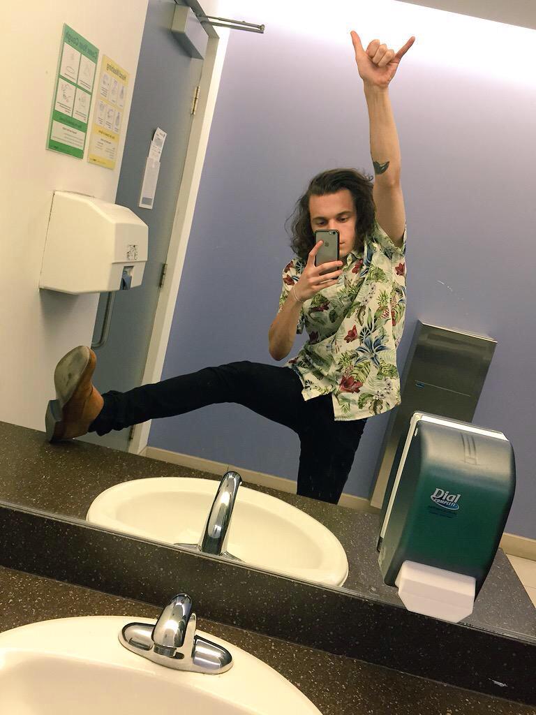 Happy birthday to your favorite 5 year old trapped in a 21 year olds body 