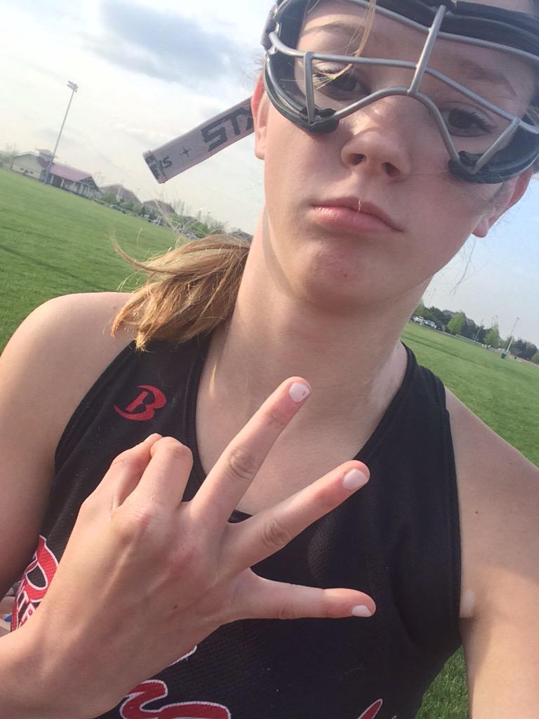 rissyrox's tweet photo. When u lax af @cahan_hunter http://t.co/MnAQj9i6Ia