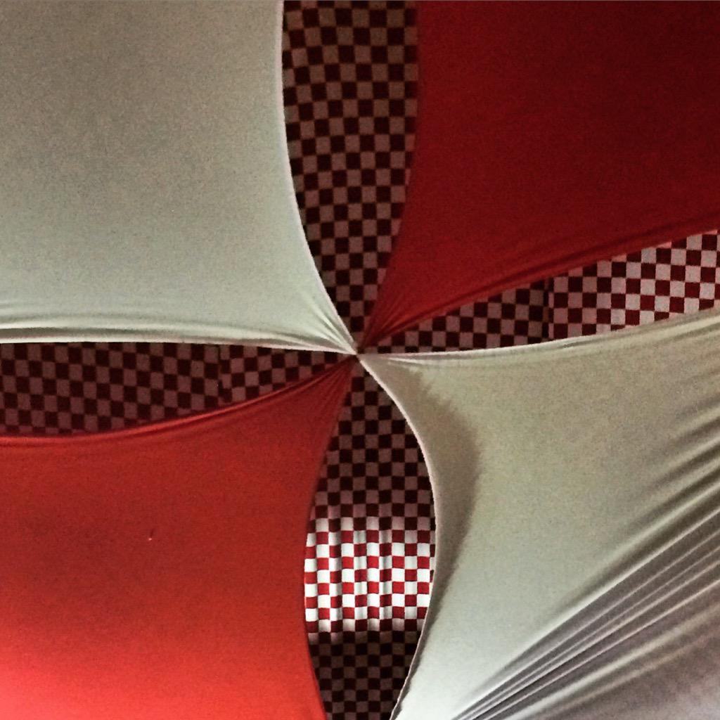 nicolleribeiro's tweet image. &quot;A saudade apertou e agora eu vou voltar...&quot; #EstácioDeSá #BerçoDoSamba #BateriaMedalhaDeOuro