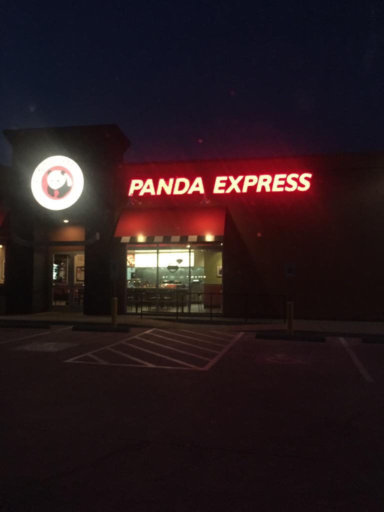 Bob4Flowers's tweet photo. ๐ to Jessyca,working the drive thru window tonight @PandaExpress. ๐๐๐#greatemployee #1inamil #KeepUpTheGoodWork http://t.co/LqercGJ6WU