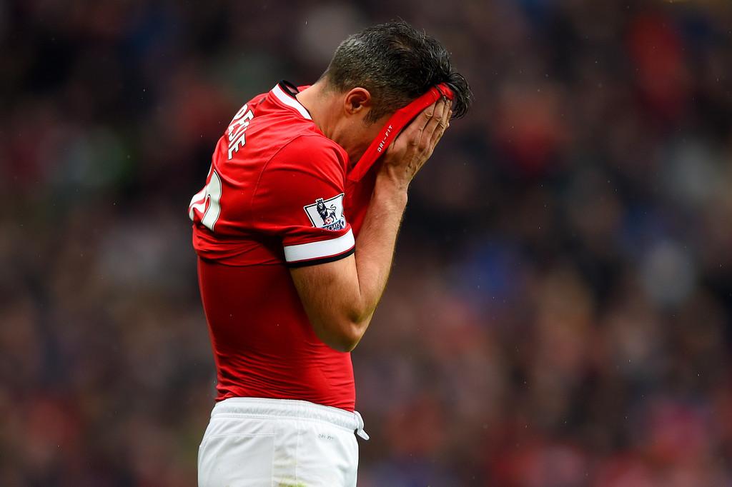 SpheraSports's tweet photo. Manchester United: Un paso hacia adelante y dos hacia detrás [por @Migahil] http://t.co/ULa486fsrH http://t.co/DpydBJHxEV