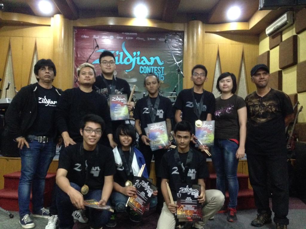 Pemenang Zildjian Contest Reg.Jakarta <a href="/AlmallMunar/">Almall Munar</a> <a href="/DrumTalentMan/">DrumTalentManagement</a> <a href="/YogaTwirl/">Yoga Tri Herlambang</a> @Raymond_almanto @Mbopasti <a href="/chicsmusik/">Chic's Musik</a>