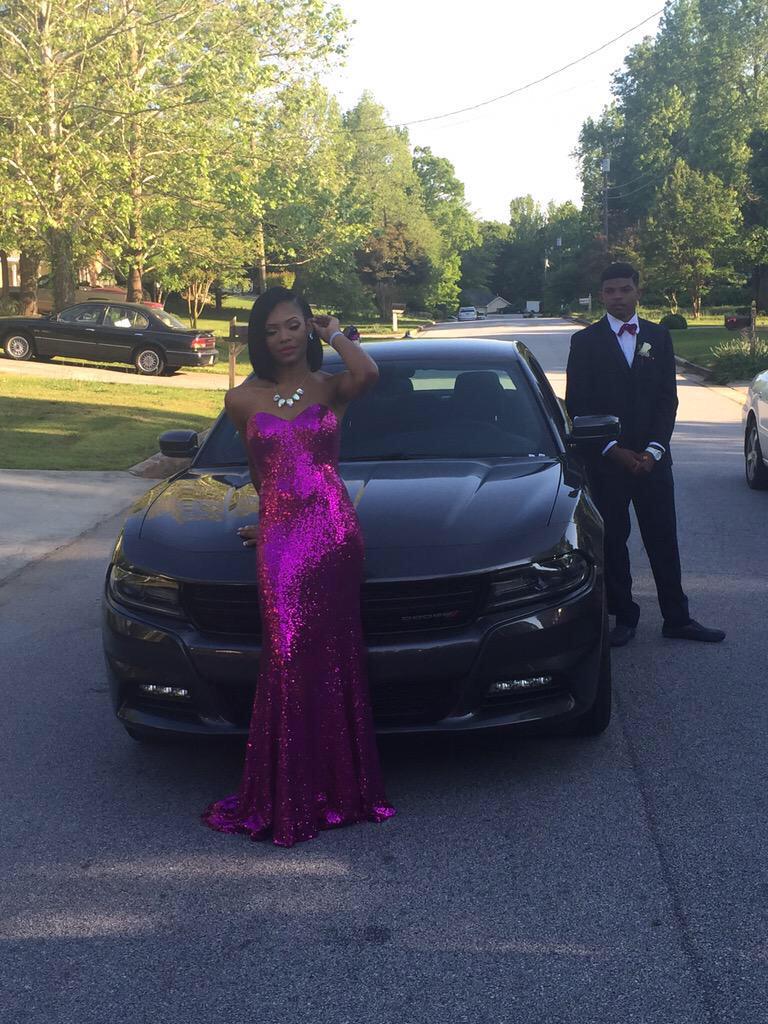 MaryAnnLouisee's tweet photo. I mean who do it better than me and my bestfriend😂😛😍😌 @1zharia_ #wedothisshit #prom2k15 #wewin #itsabffthing🍫&🍦 http://t.co/h5WnHzxr6I