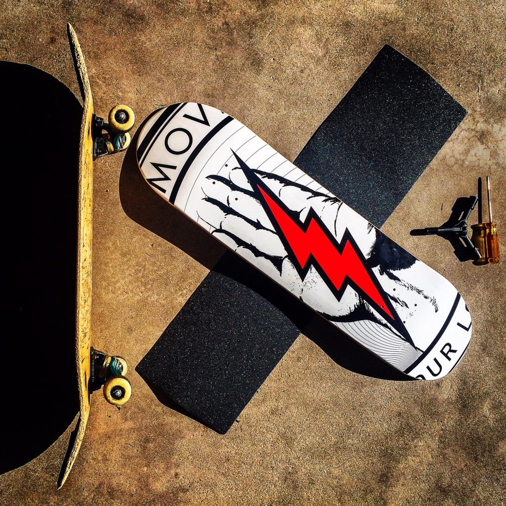 VKULTRACO's tweet photo. Let's get this party started! VKULTRA Movement Freshie! #vkultra #streetwear #2015 #skateboarding #skateeverydamnday http://t.co/rbn03U24EB