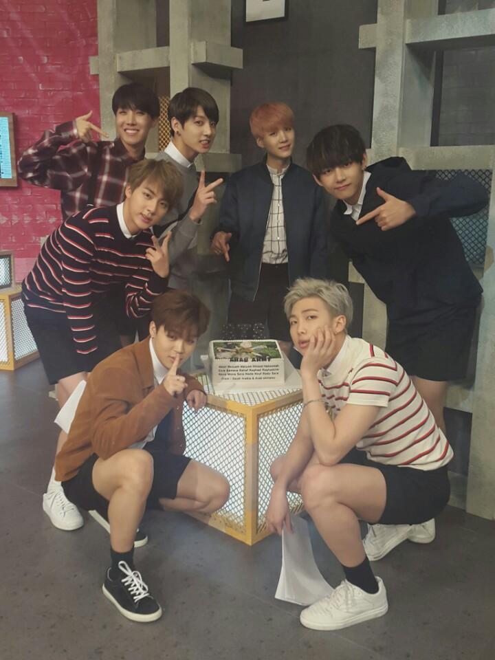 [Picture] BTS at After School Club Twitter [150505]