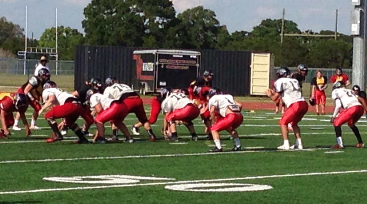 vrhsfootball's tweet photo. @FridayFanstand Opening Day of VRHS Spring Football! #GoRangers #SpringCamp15 http://t.co/aLVtkbNcFJ