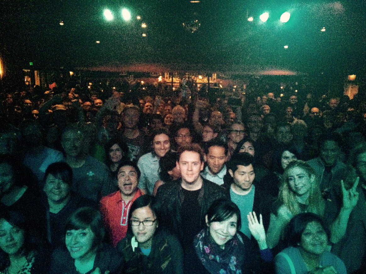 “<a href="/mediocretouring/">Angus Jenner</a>: 15 minutes San Francisco. Bimbos 365 <a href="/Manics/">Manic Street Preachers</a> ” Front row #manicstreetpreachers