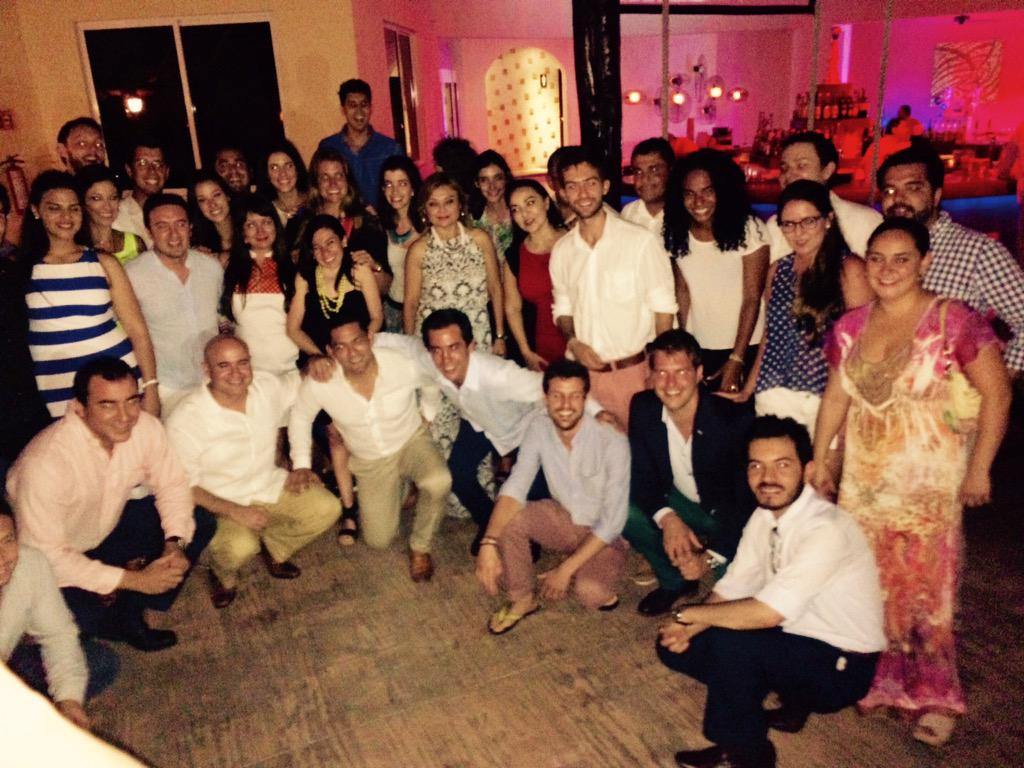 ykarsten's tweet photo. Latin American Global Shapers meeting with authorities of Quintana Roo's universities #ShapersLA http://t.co/YpHvoo64kC